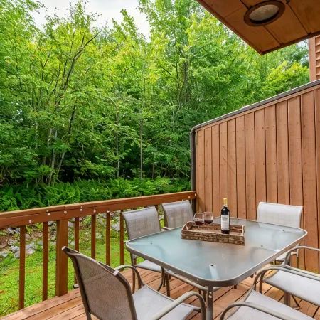 Redwood Retreat in Windham - Pool! Tennis!