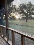 Cozy cabin in Glen Rose with AC, WiFi, Close to all major attractions! - 2-Star