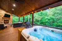 Pretty in the Pines - Best Location Luxurious Couples Cabin - Broken Bow, OK