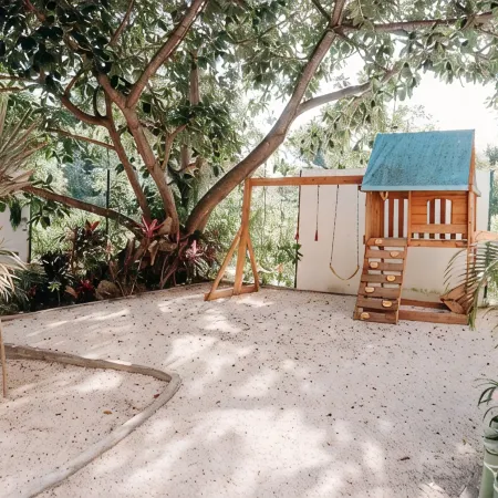 Cozy house with great amenities for the whole family to enjoy!