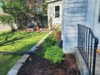 Cozy family friendly home nestled in the bluffs just steps from the Mississippi! Hotels in Mendon