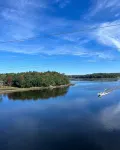 Maine waterfront home, with hot tub and dock access, 1 mile from downtown Bath - Homestays