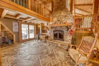 Cozy Timber Frame Home!  5 minutes to Holiday Valley and downtown Ellicottville! - Homestays