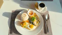 Venus Royale Hotel Coron - breakfast
