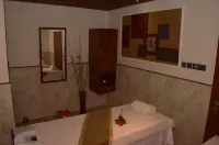 Ramada Plaza by Wyndham Chennai - Spa