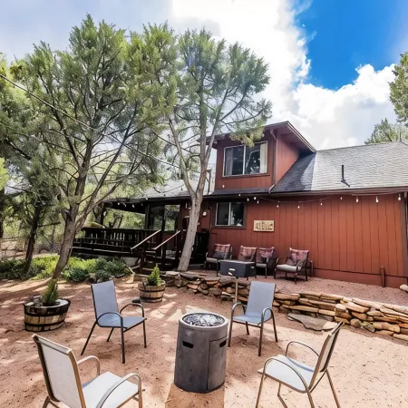 Relaxing Mountain Getaway, Rivers, Fishing, Trails, Waterfalls, Hiking, Cabin