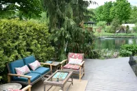Scottland Yard Farm -Queen's Quarters - Boutique