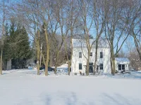 Spacious, Newly Refurbished Cozy  Farmhouse  on 100 acres - 2-Sterne