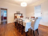 Stately historic 3bdr shore house near Cape Charles, boat parking, pet friendly Hotels in Cheriton
