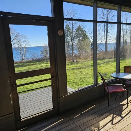 Brickyard Lakeside Retreat