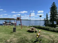 Lakeside 5th Wheel on beautiful Nelson Lake Ξενοδοχεία στην πόλη Lenroot