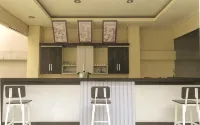 Grand Madani Hotel - bar