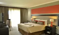 Cresta Riley's Hotel - balkon
