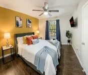 Game Room ! King Bed ! Near ATL ! Fenced Yard W/Deck BBQ - Balkoner