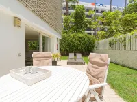 Apartment in Maspalomas with spacious garden, 30 m to the beach. Private garage