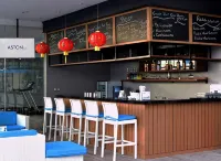 Aston Inn Mataram - Barer