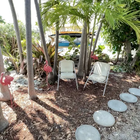 10-20%Off Summer Weeks-Fully Updated Home w/Canal to Sombrero-Message to Inquire