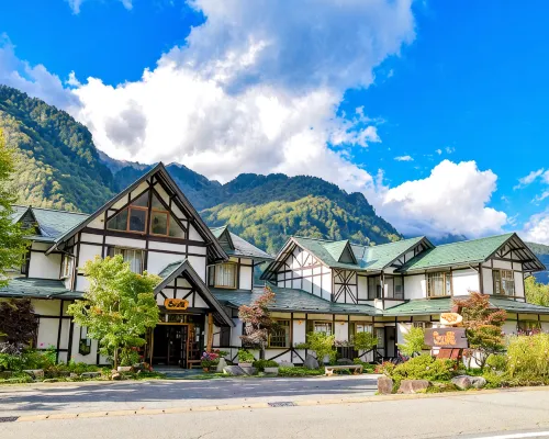 Resort in Chirorian Các khách sạn gần Cáp treo Shin Hodaka