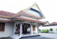 Hotel Iraa