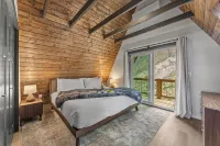 Lux Sunset Smoky Mountain Views! HotTub, GameRm & Theatre -Maggie Valley-Sylva - Bergblick