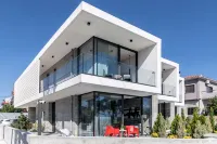Ikies 3 Modern Eco-Friendly Private Seaview Signature Villas with a Pool - Pools