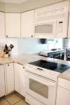 3 Bedroom 2BA Condo Indoor Outdoor Pool Ocean Front Pebble Beach - Gym