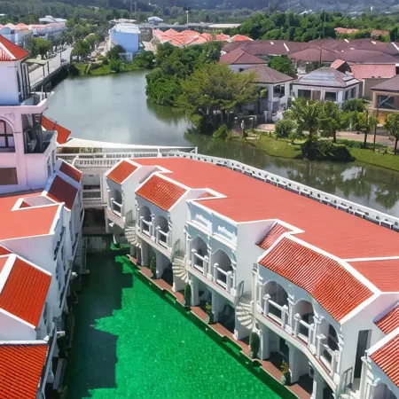 Supicha Pool Access Hotel Отели рядом с достопримечательностью «Памятник сестрам-героиням»