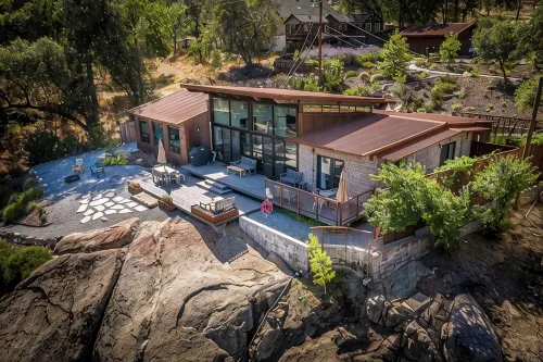 Best Swimming Hole in Town - Five Bedrooms - All King Beds! - 4-Star