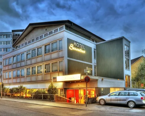 Hotel Servatius Hotels near Merheim