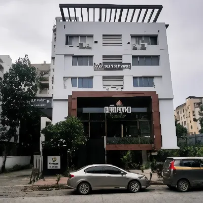 Hotel Orchard Park Hotels near Taljai Hill