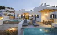Kalathos Square Luxury Suites - Villas
