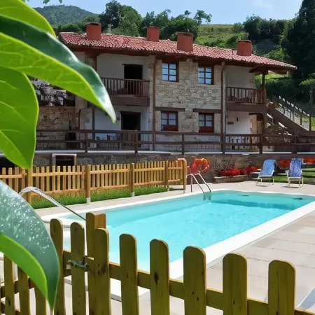 Viviendas Rurales Los Llares