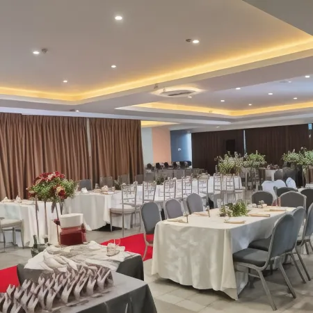 Travelite Hotel Legarda