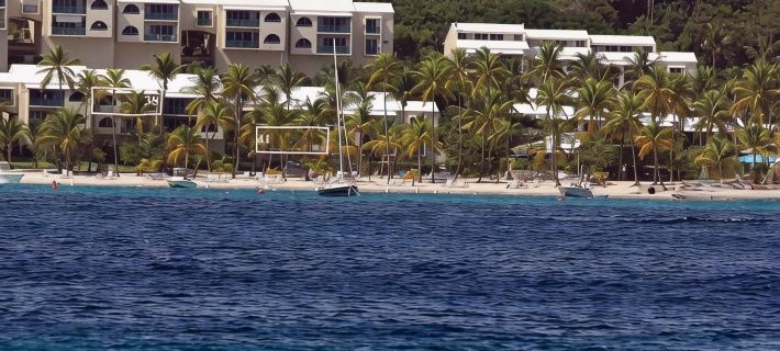 Location Location Location II - Simply The Best On The Beach! Hoteles en East End