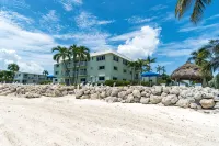 Private Tropical Beach White Sand-No Stairs-King Bed-Heated Pool- Superfast WiFi - Wifi