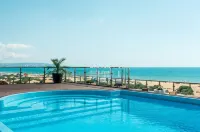 Del Mar Inn - Pools