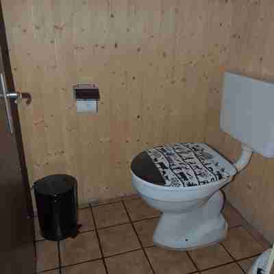 Lovingly furnished Alphüttli Rooms