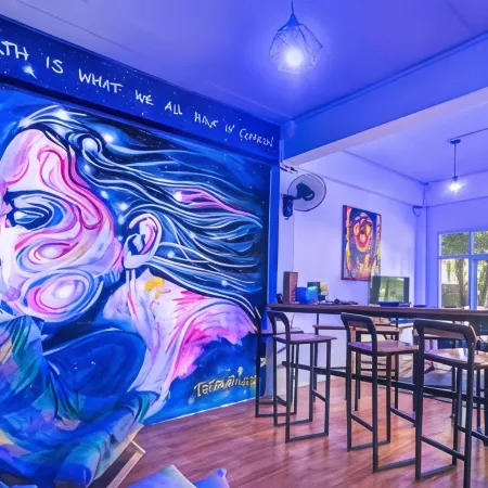 See Sea Backpackers House