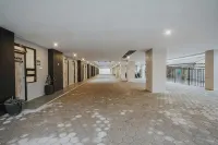 Dparagon Perumnas飯店 - 青年旅館