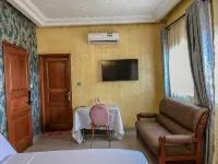 HÔTEL Noahgarden 2 - Bintang 3
