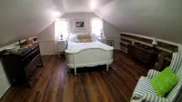 肯塔基州兩湖之間正宗19世紀原木小屋