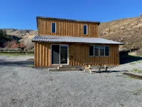 Charming Guest Cabin Nestled on Stunning 30-acre Vineyard near Lake Chelan - Chalets