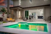 Close2Beach - Sleeps 11- Pool - Firepit - Bikes - Patio - 3성급