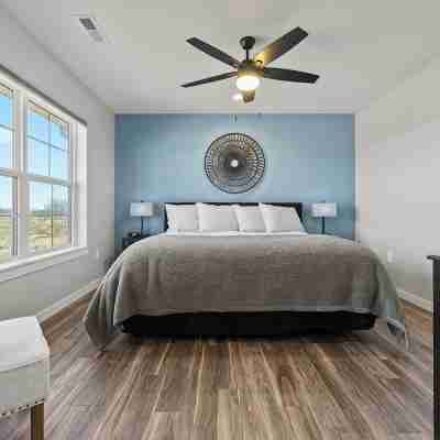 Country Club Cottages - 1703 Rooms