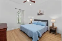 Charming Retreat w/ Bikes