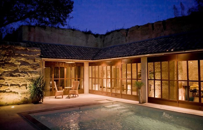Château Latour Segur Suites & Spa