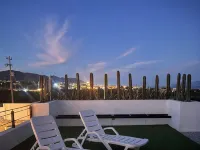 Modern, Clean & Airy Beach Retreat with Pool and Rooftop Ocean Views Hotels in El Sargento