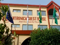 Veronica Guest House - Homestays