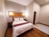 Homestay Tentrem Ayem - Pools