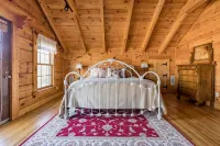Spacious Mountain Cabin with Sweeping Views - Chalets